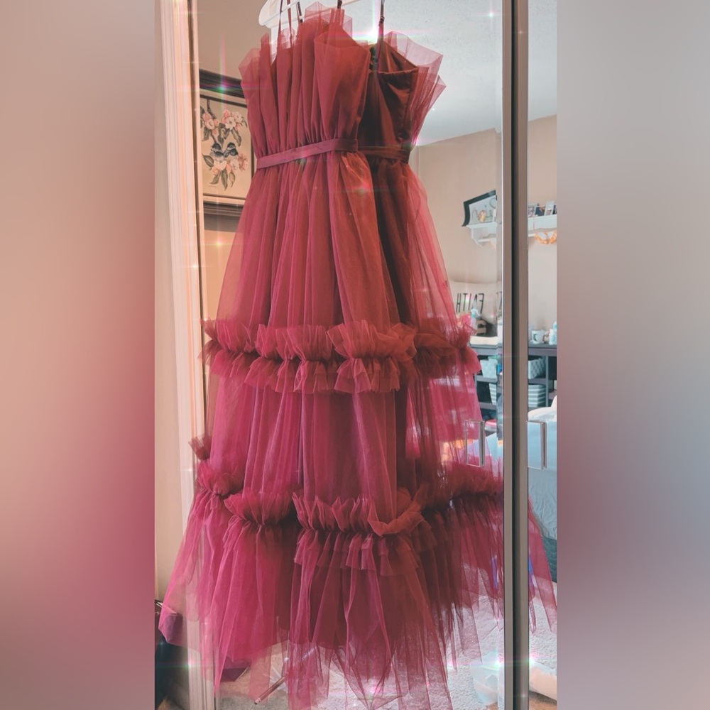 Elegant Burgundy Tulle ruffle dress NEW w/Tag - Picture 2 of 7
